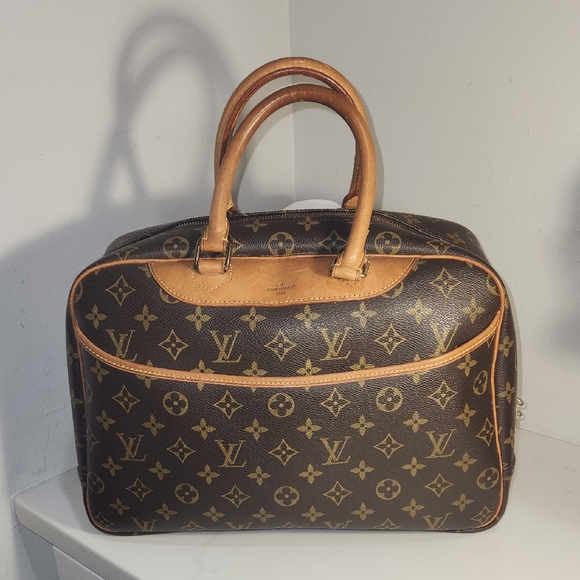 Louis Vuitton Deauville Monogram satchel - Picture 1 of 13